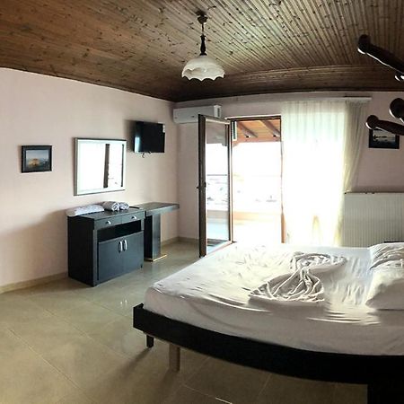 Kukesi Resort Azem Lini Kültér fotó